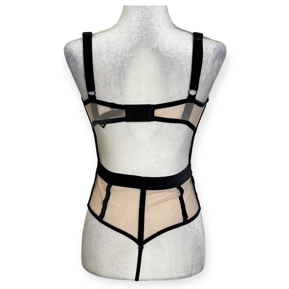 Victoria's Secret Women's Bodysuit Black Velvet Beige Sheer Size 36D Very Sexy - Picture 2 of 6